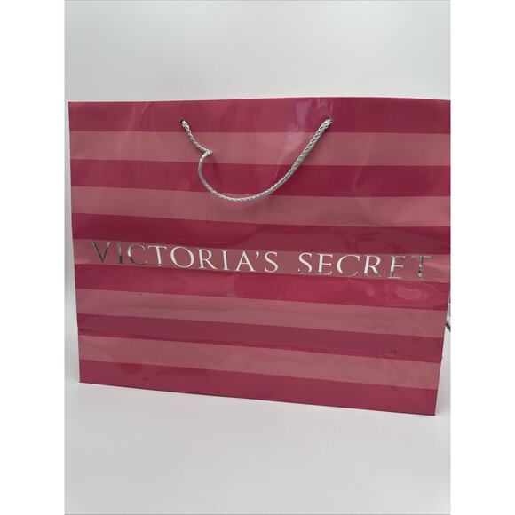 2- Vintage Victoria’s Secret Shopping Gift Bags And Box - Picture 8 of 9